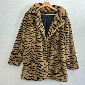 FOREVER 21 Tiger Print Faux Fur Collared Coat Size M
